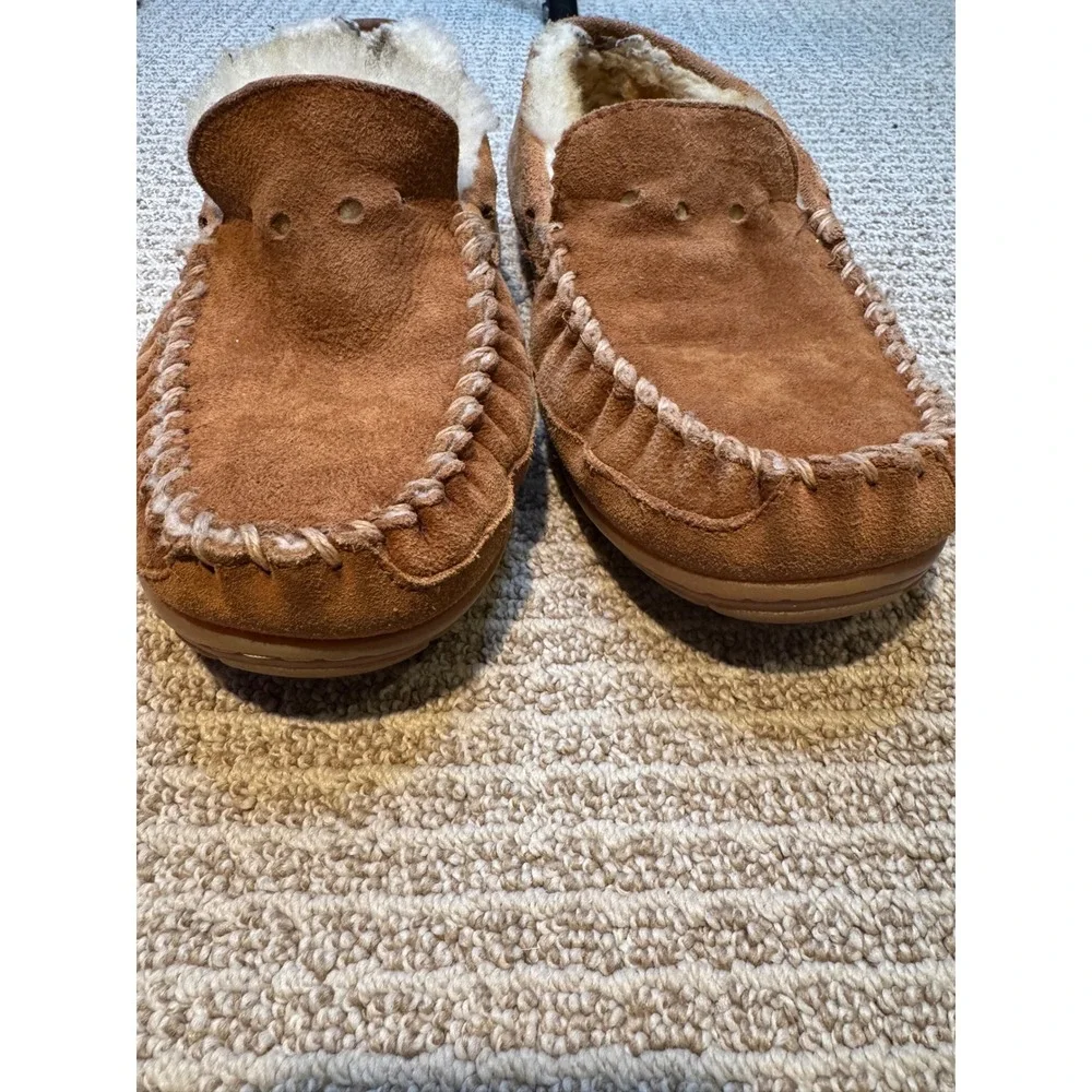 LL Bean‎ Wicked Good Moccasins Mens 8 Medium Tan Suede Shearling Slippers 264593